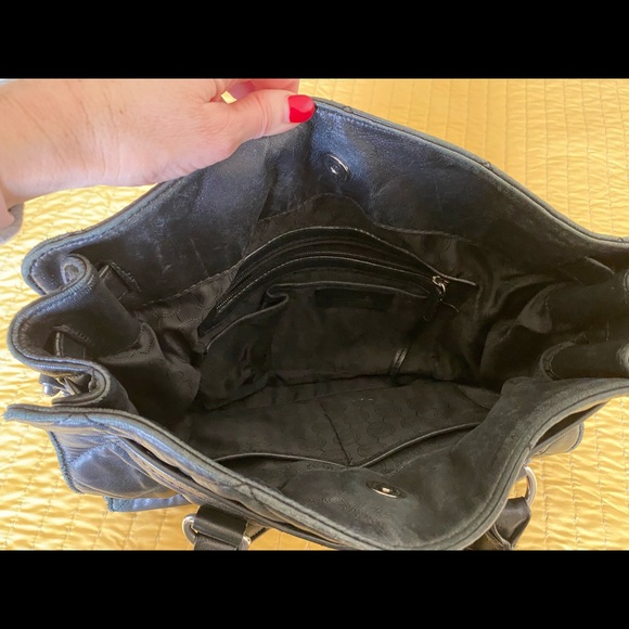 EUC|Michael Kors Black Leather Hamilton Satchel - Picture 3 of 5